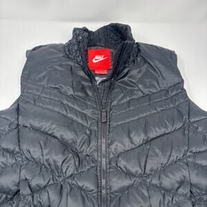 Nike Womens Small Black 700 Down Filled Full Zip Vest
